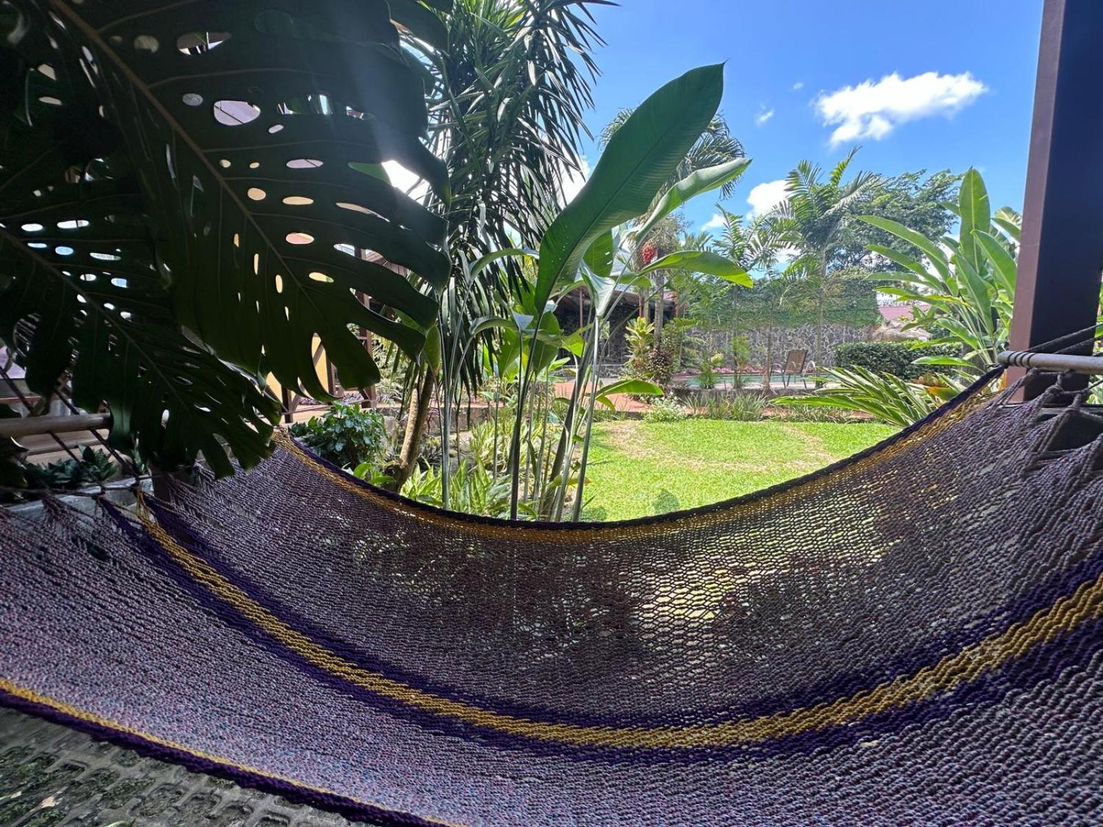 Hotel Iris Arenal La Fortuna Exterior foto